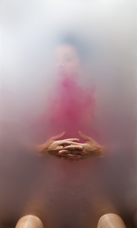 Ramona Zordini - Changing Time - Fotografie di corpi nudi nell'acqua