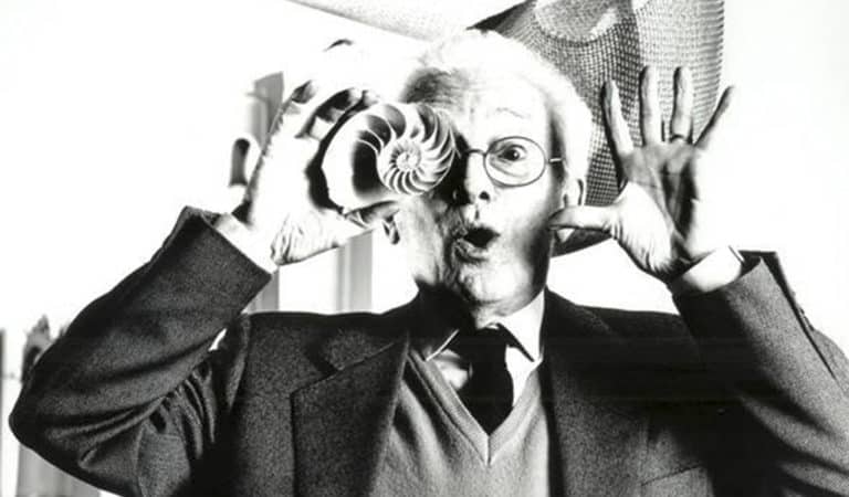 Bruno Munari: l’implacabile ragionatore per assurdo. Bruno Munari: l’implacabile ragionatore per assurdo.