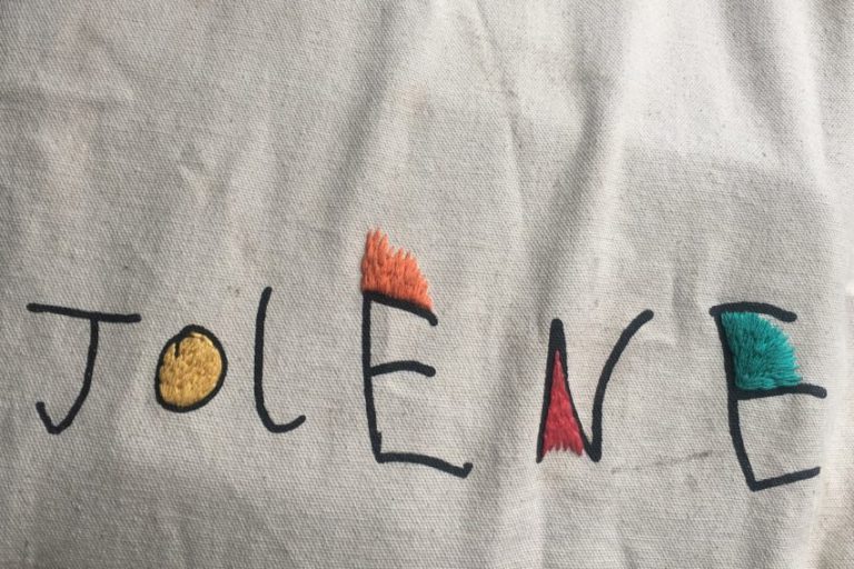 Il ristorante di Londra che usa un logo disegnato da un bambino di 5 anni