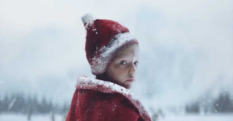 Sainsbury’s ritorna alla Londra  Dickensiana per il suo spot di Natale 2019